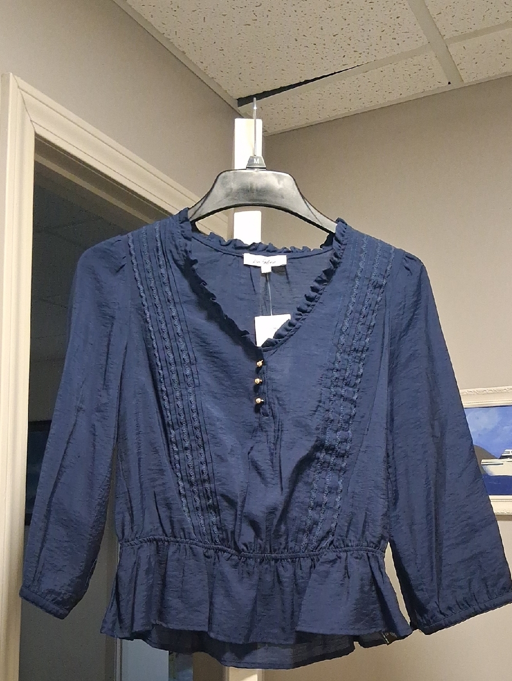 Sam Edelman Navy Ruffle V-Neck Top with Gold Buttons. XS